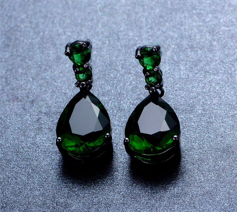 Water Drop Green Earrings